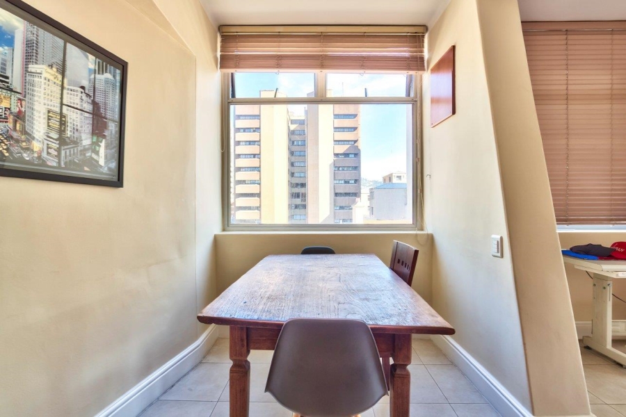 2 Bedroom Property for Sale in Cape Town City Centre Western Cape